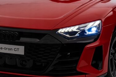 Дитячий електромобіль Audi E-Tron GT RS