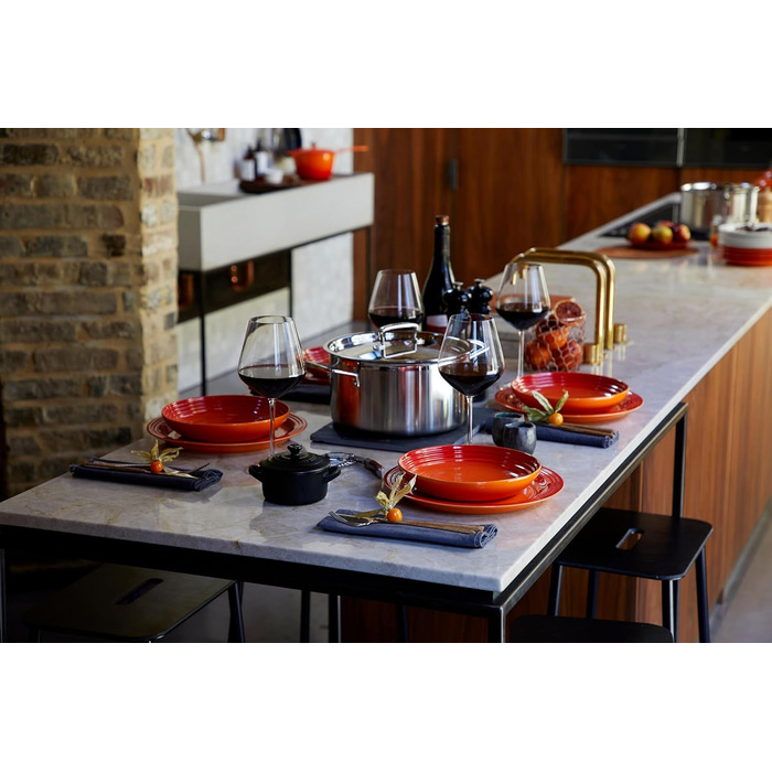 Сковорода Le Creuset з кришкою з нержавіючої сталі, 24 см, для всіх типів плит (включаючи індукцію) та духовки, срібна