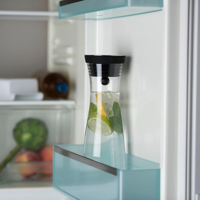 Скляна карафа WMF Basic 1,5 л з кришкою та ситом для льоду та фруктів