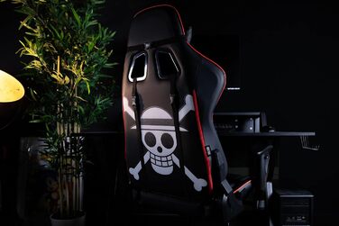 Ігрове крісло Konix One Piece, PU-шкіра, 150° нахил, регульовані підголівник і подушка для попереку, чорний з червоним