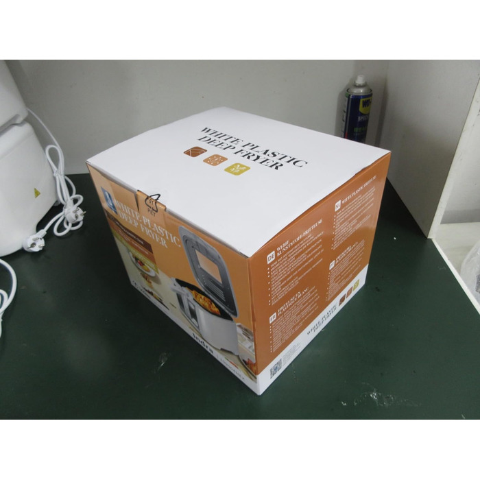 Фритюрниця Aigostar 2.5 л, 1650 Вт, з оглядовим вікном, терморегулятором і індикатором, біла