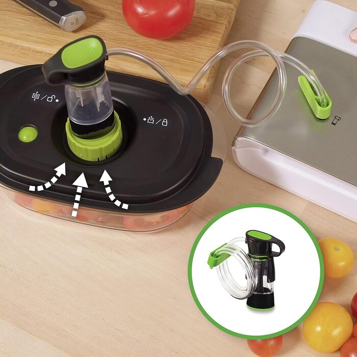 Компактний вакууматор FoodSaver VS0100X з ручним пристроєм для вакуумування, сріблястий (1 рулон та 4 пакети в комплекті)