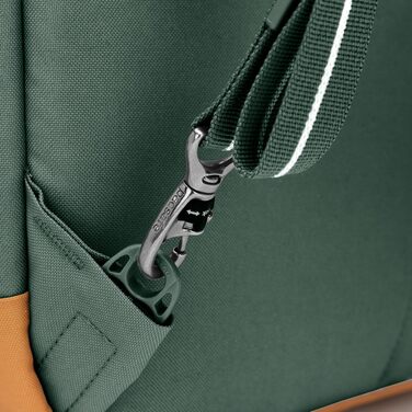 Протиугінний рюкзак Pacsafe Go 25L унісекс, чорний (Jet Black), захисний міський рюкзак