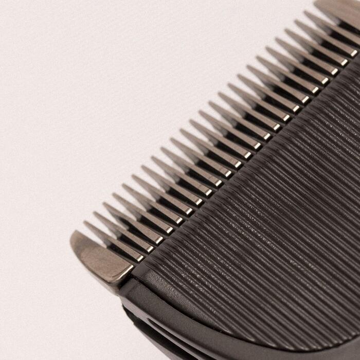 Бездротова машинка для стрижки та бритва CLIPPER EASY, 4 насадки, 7 режимів