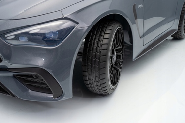 Дитячий електромобіль на акумуляторі Mercedes-Benz AMG CLE 53