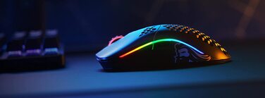 Бездротова ігрова миша GLORIOUS Model O Wireless, BAMF-сенсор, 69г, 2.4GHz, PTFE-ніжки, біла матова