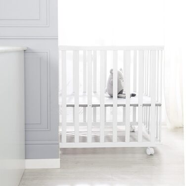 Дитячий манеж roba складаний, білий, дерево, з матрацом Little Stars, 74x100 см, компактний, на колесах