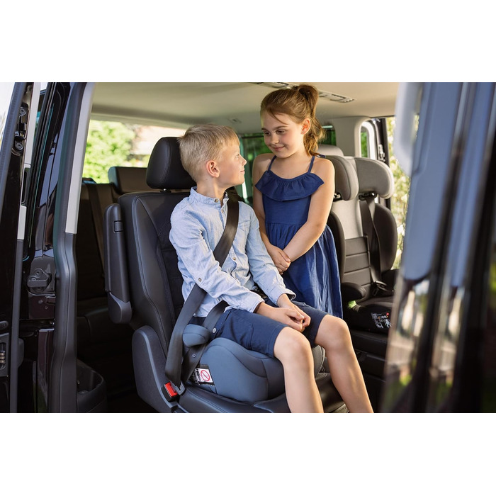 Дитяча автопідставка Osann Up, без Isofix, 125-150 см, 15-36 кг, i-Size, чорна