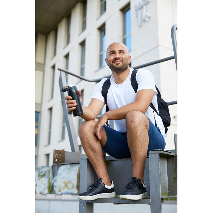 Термокружка Emsa N21518 Travel Mug Light - 0.4 л, нержавіюча сталь, клапан, BPA Free, блакитний колір