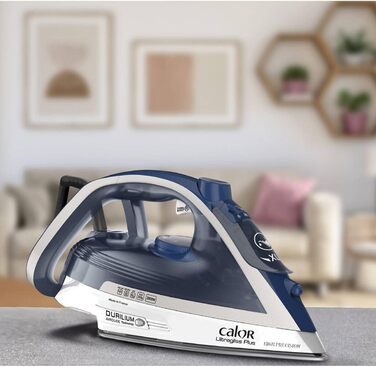 Праска Calor Ultragliss Plus 2800 Вт, парова, 50 г/хв, паровий удар 260 г/хв, антипригарна підошва, вертикальне відпарювання, автоматичний пар, синьо-срібляста, преміум
