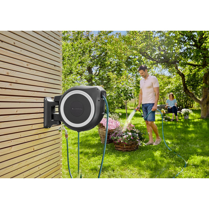 Gardena Wand-Schlauchbox RollUp M 20м: Автоматичний садовий шланг з намотувачем для поливу, кріплення на стіну, з пістолетом та 20м шлангом Gardena (18612-60)