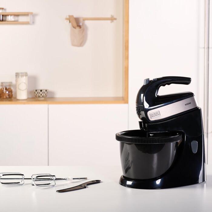 Кухонний міксер BLACK+DECKER BXMXA500E, 500 Вт, 2,5 л, 5 швидкостей, турбо, знімна чаша, насадки для замішування і збивання