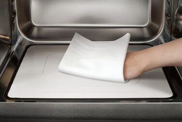 Мікрохвильова піч з грилем CASO MG20, керамічне дно, 20 л, 900 Вт, 1000 Вт гриль, нержавіюча сталь, 2 рівні, дзеркальна дверцята