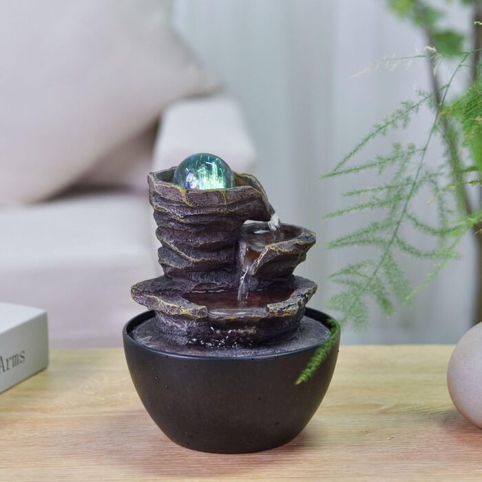 Фонтан для дому Zen'Light Zimmerbrunnen: розслаблення та медитація з LED-підсвіткою. Ідеально для вітальні, спальні, офісу. Компактний фонтан з закритим циклом, висота 18 см (Guru).