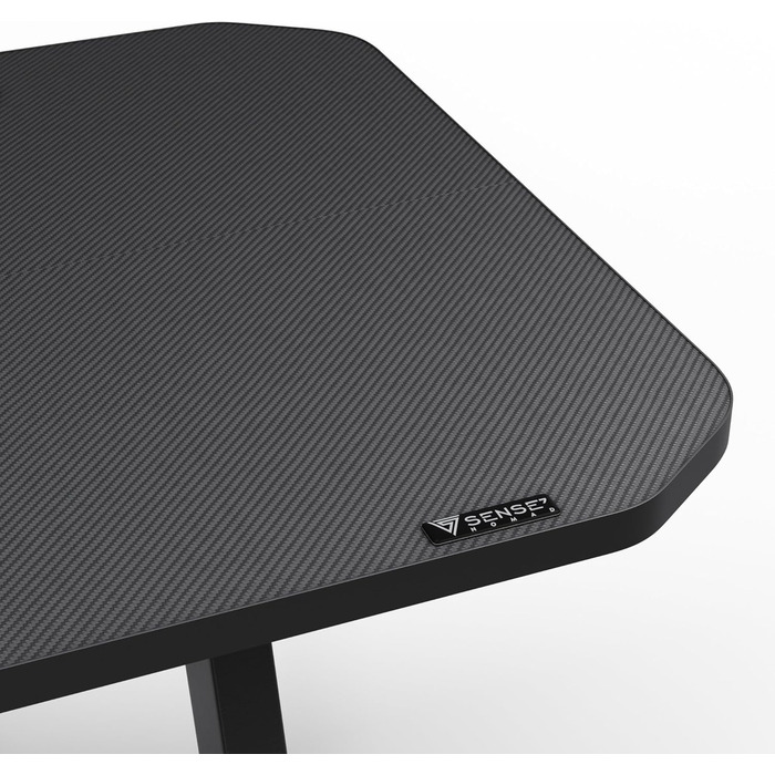 Ігровий стіл SENSE7 Nomad Classic 140x60 см з вуглецевою поверхнею, тримачем для навушників, підставкою для напоїв і контролерів, ергономічний комп'ютерний стіл для геймерів