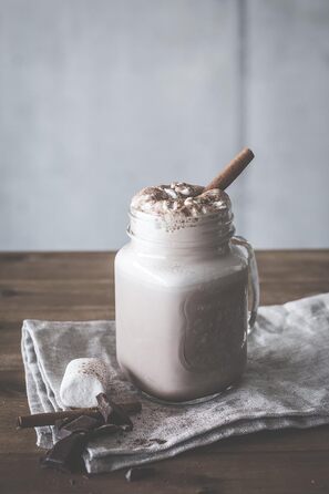 Індукційний електричний спінювач молока GASTROBACK Design Milk and Chocolate Advanced 650 Вт, 1 л, для гарячого шоколаду, чорний/сріблястий