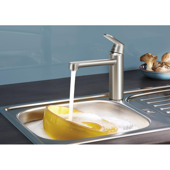 Змішувач кухонний GROHE Eurosmart Cosmopolitan 31180000: поворотний вилив 360°, економія води, Supersteel, хром