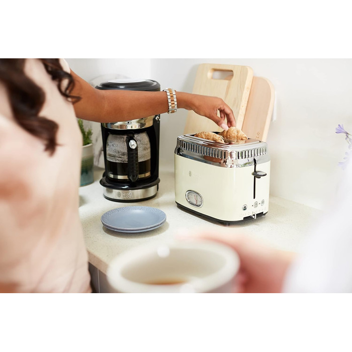 Тостер Russell Hobbs Retro 21680-56 нержавіюча сталь, 2 відділення, кремовий. З підставкою для булочок, 6 режимів, розморожування та підігрів, 1300 Вт