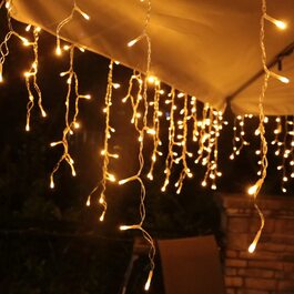 Світлодіодна гірлянда-завіса interGo Eisregen 15м, 600 LED, теплий білий колір, IP44 вологозахищена, 8 режимів з таймером для вулиці та дому