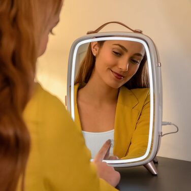 Міні-холодильник для косметики Cecotec Bamba CoolingBeauty 6000 Mirror, 6 л, дзеркало, LED-підсвічування, охолодження до 10°C