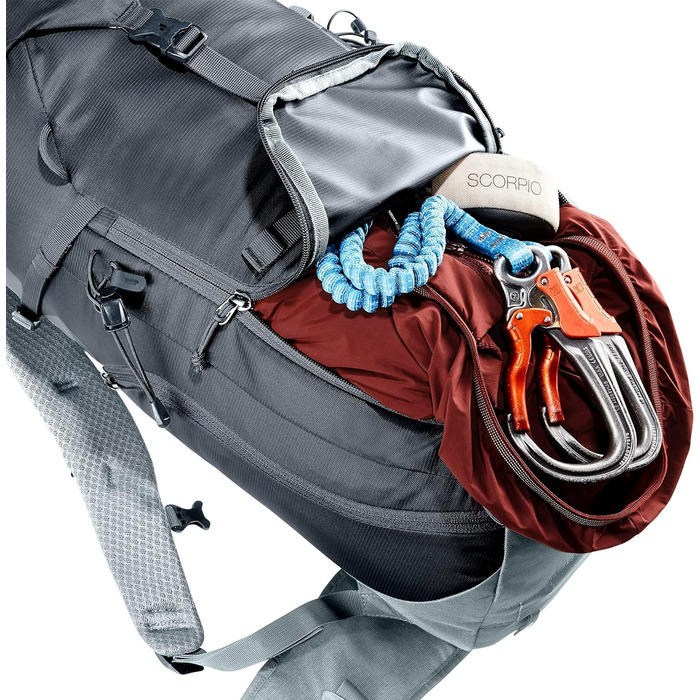 Рюкзак для хайкінгу та альпінізму Deuter Trail 24, чорний, 24 л