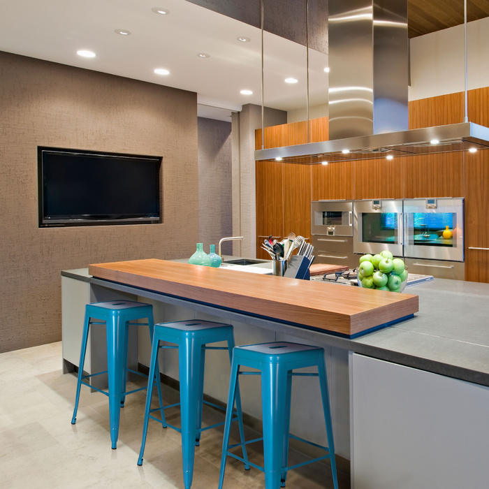 Барний стілець VANTAGGIO HIGH, світло-блакитний металік, hjh OFFICE