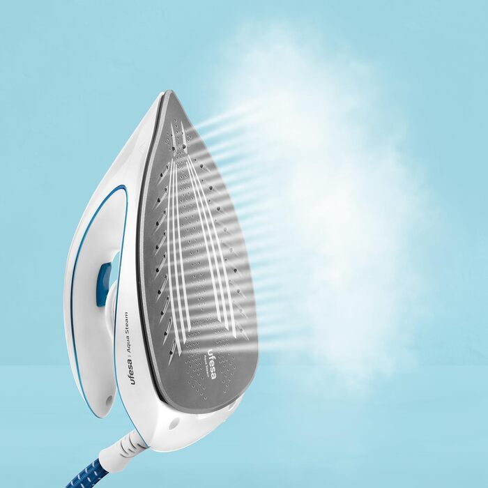 Парова праска-станція Ufesa Aqua Steam для одягу