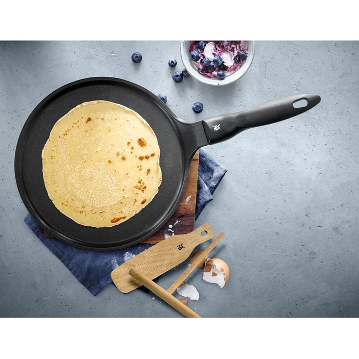 Сковорода WMF Devil Crepe 27 см з антипригарним покриттям, для млинців та оладок, з лопаткою