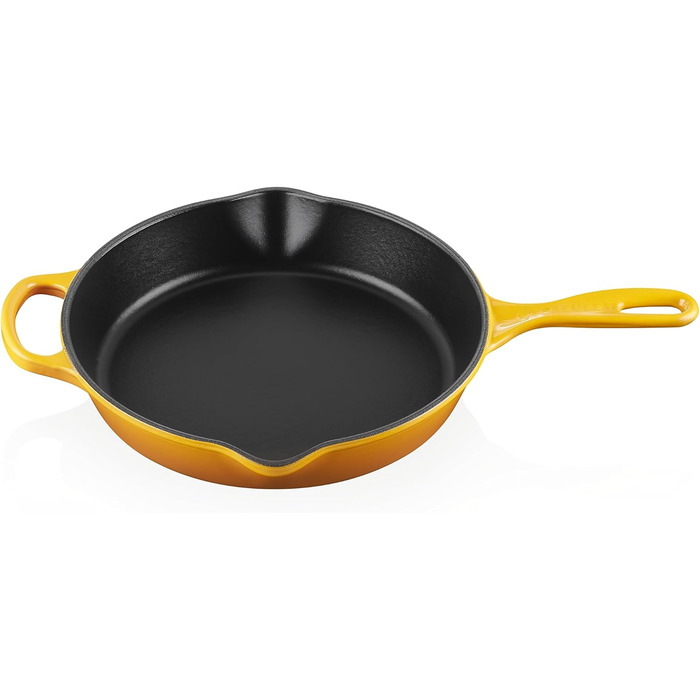 Le Creuset Signature висока сковорода-каструля з чавуну, 26 см, 2 л, для всіх плит і духовок, колір Nectar