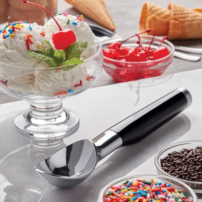 Дозатор для морозива KitchenAid One Size чорний - ідеальний для приготування десертів