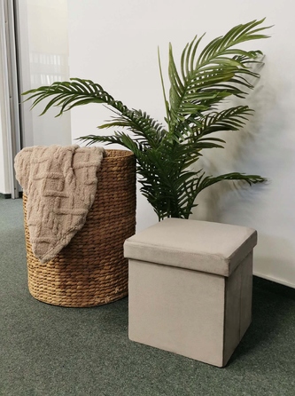 Квадратний оббитий пуф Kontrast сірого кольору зрідним сховищем, 30x30x30 см