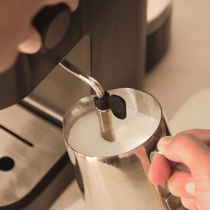 Кавомашина Cecotec Cafelizzia ColdBrew: Еспресо, Капучино, Холодний Кава, 20 бар, Паровий кран. Професійна кава вдома