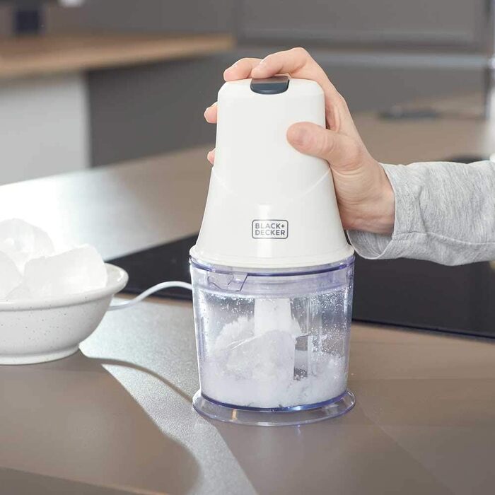 Подрібнювач BLACK+DECKER BXCH260E, 260 Вт, 500 мл, 2 швидкості, нержавіюча сталь, білий, для змішування та подрібнення, з кришкою для зберігання