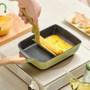 Японська омлетна сковорода Tamagoyaki HARLIANGXY, антипригарна, квадратна, з силіконовою лопаткою, без PFOA, зелена, 18,7x14,8 см