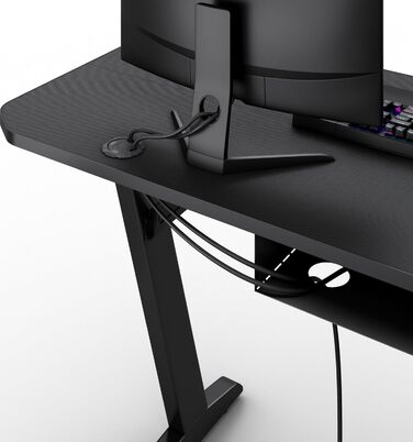 Ігровий стіл SENSE7 Nomad Basic 140x60 см, комп'ютерний стіл з гачком для навушників, підстаканником, тримачем для контролера, ергономічний, карбонова поверхня