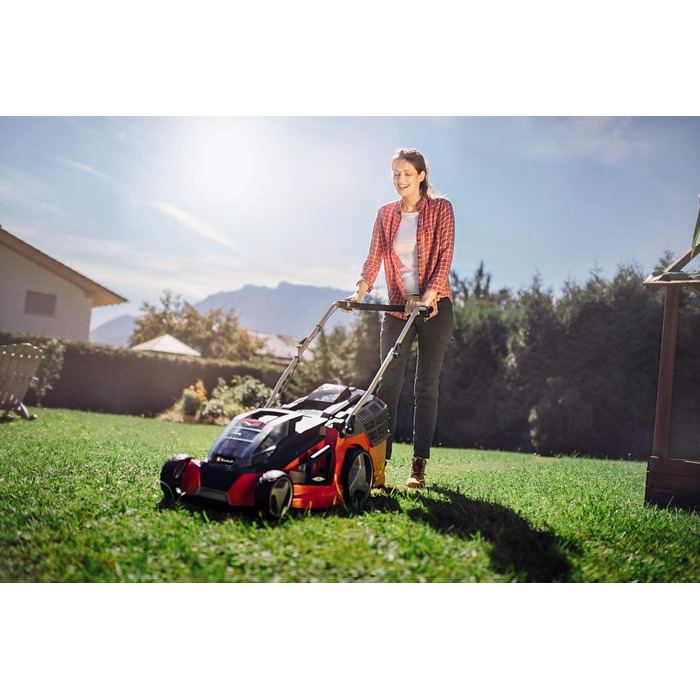 Акумуляторна газонокосарка Einhell GE-CM 43 Li M Kit Power X-Change 36В, безщіткова, ширина косіння 43 см, для газонів до 600 м², з мульчуванням, кошик 63 л, висота 25-75 мм, 2 акумулятори 4.0 А·год та 2 зарядні пристрої