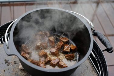 Чавунний казан BBQ-Toro Dutch Oven Alpha Serie 19л (DO18A) з ніжками та знімачем кришки, попередньо обпалений