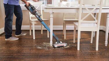 Бездротовий пилосос BLACK+DECKER 4-в-1 36В, 2.0А·год, електрощітка, ручний та вертикальний, безмішковий, з насадкою 2-в-1, акумулятором, зарядним та кріпленням, модель 2019