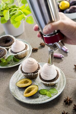 Сифон для збивання вершків iSi Gourmet Whip Plus 500 мл з нержавіючої сталі, для вершків, соусів, супів, еспум і десертів, сумісний з капсулами iSi