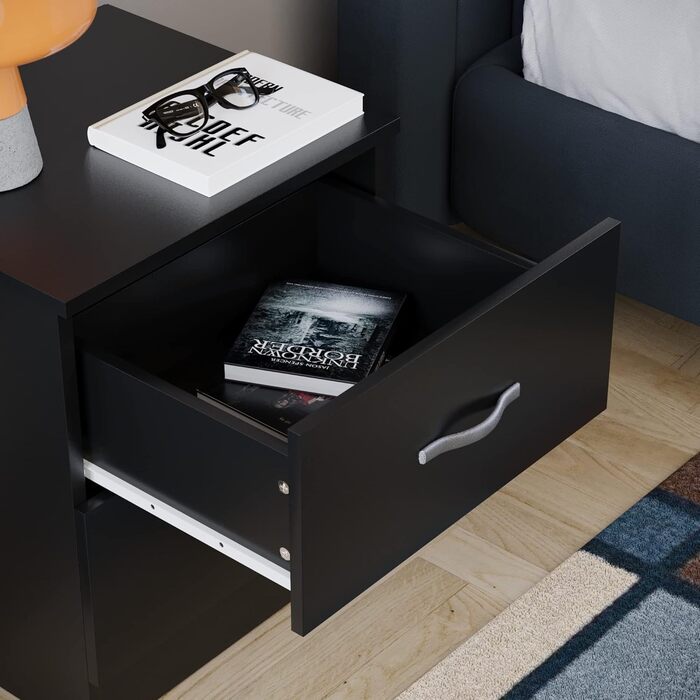 Тумба приліжкова Vida Designs Riano, чорна, 2 ящики з металевими ручками і напрямними, захист від деформації, 56x40x36 см, меблі для спальні