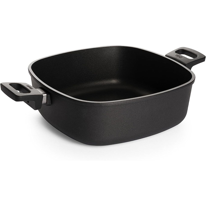 Каструля квадратна Woll Nowo Titanium 28x28 см з кришкою, 6 л, алюмінієва, для газових, електричних, склокерамічних, галогенових плит, не для індукції, з двома ручками, жаростійка