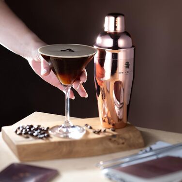 Коктейльний шейкер Rusty Barrel Mayfair з нержавіючої сталі, 680 мл, у подарунковій коробці, стиль Manhattan