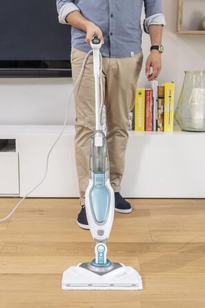Парова швабра Black+Decker FSM1630 Deluxe для миття підлоги, 1600 Вт, знімна основа 180°, мікрофібра, для твердих покриттів