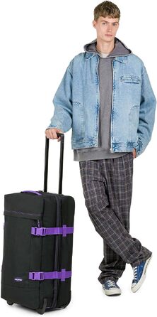 Валіза Eastpak Tranverz M 78L (67x35.5x30 см) на колесах, легкий дорожній кофер з 2 відділеннями, телескопічною ручкою та TSA-замком, колір Vineyard