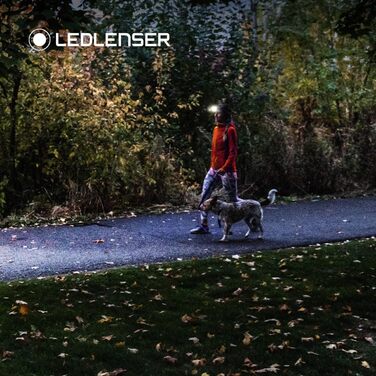 Налобний ліхтар Ledlenser HF6R Core, 800 люмен, акумуляторний, водонепроникний IP68, з червоним світлом, чорний, для туризму та спорту