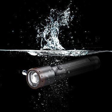 Ліхтарик Ledlenser P7R Core, 1400 лм, акумуляторний, водонепроникний, з фокусуванням, дальність 300 м, до 90 годин, магнітна зарядка