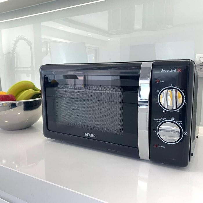 Мікрохвильова піч Haeger Sous-chef 20, 20 л, чорна, 700 Вт