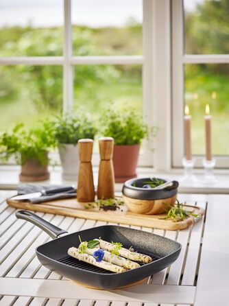 SCANPAN Classic Grill Pan 27x27 см | Індукційна сковорода-гриль | Stratanium+ антипригарне покриття | Для духовки | SCANPAN