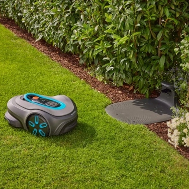 Робот-газонокосарка Gardena SILENO PRO 400 з функцією обкошування країв
