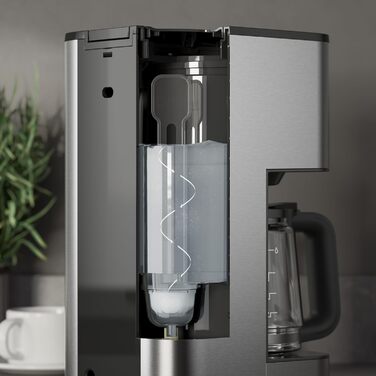 Кавоварка AEG CM5-1-6ST Deli 5, 1,5 л, нержавійка, програмований таймер, підтримка тепла, захист, індикатор рівня води, антикрапельна функція